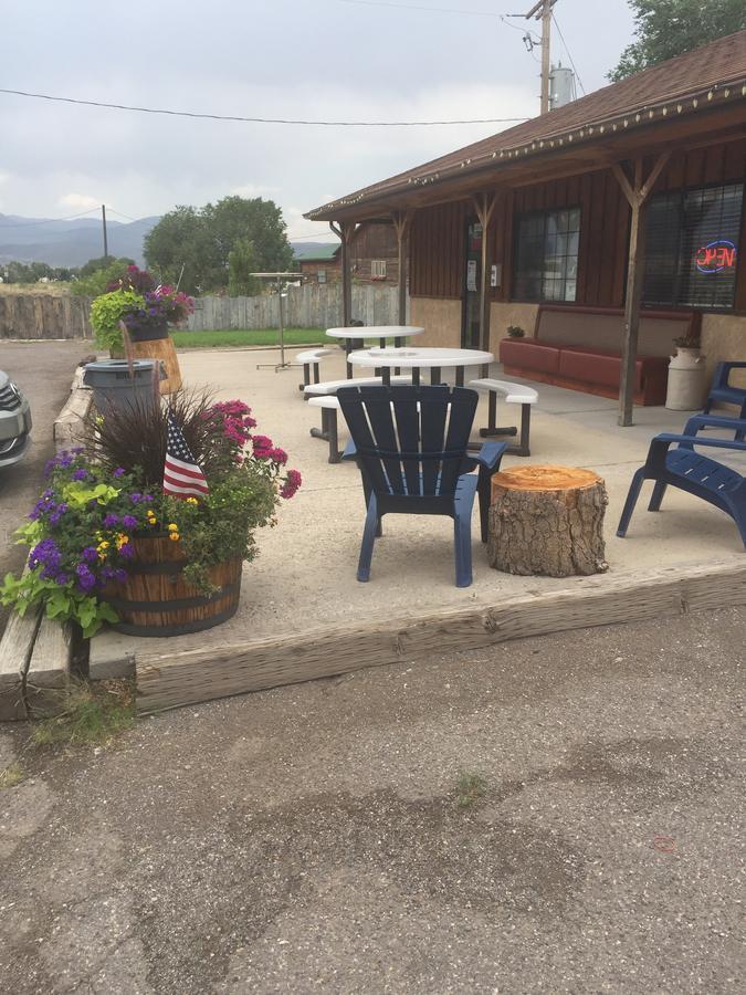 Butch Cassidy'S Hideout Motell Circleville Exteriör bild